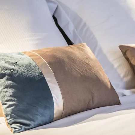 Nouveau - Le 13 Foch - Centre Apartment