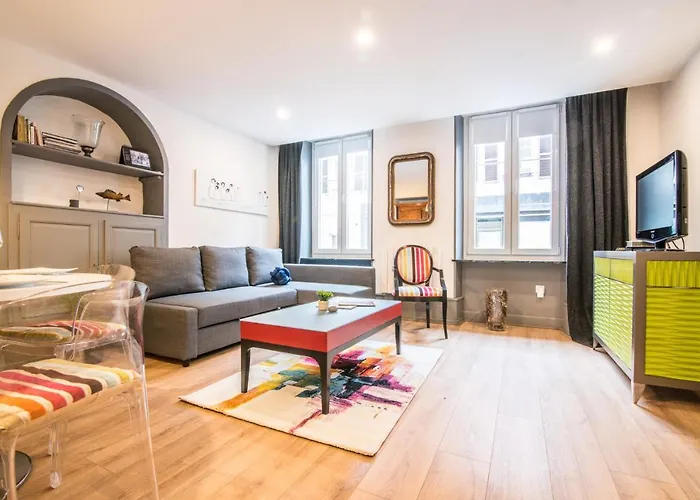 Nouveau - Le 13 Foch - Centre Apartment